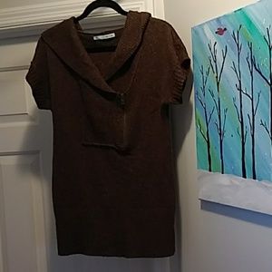 Brown short sleeved sweater type top